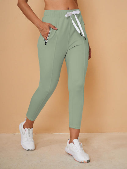 Basic jogging capri pants with drawstring