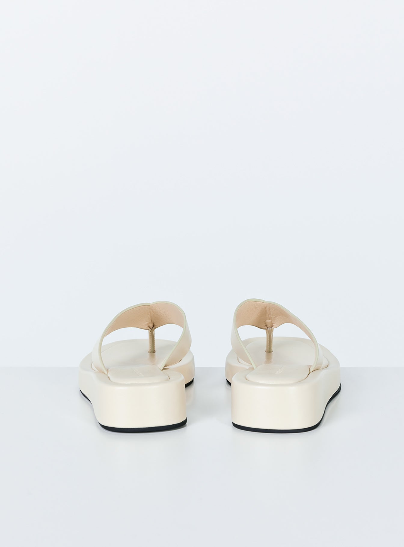 Pricess Polly Sandals - Where style meets comfort and sustainability