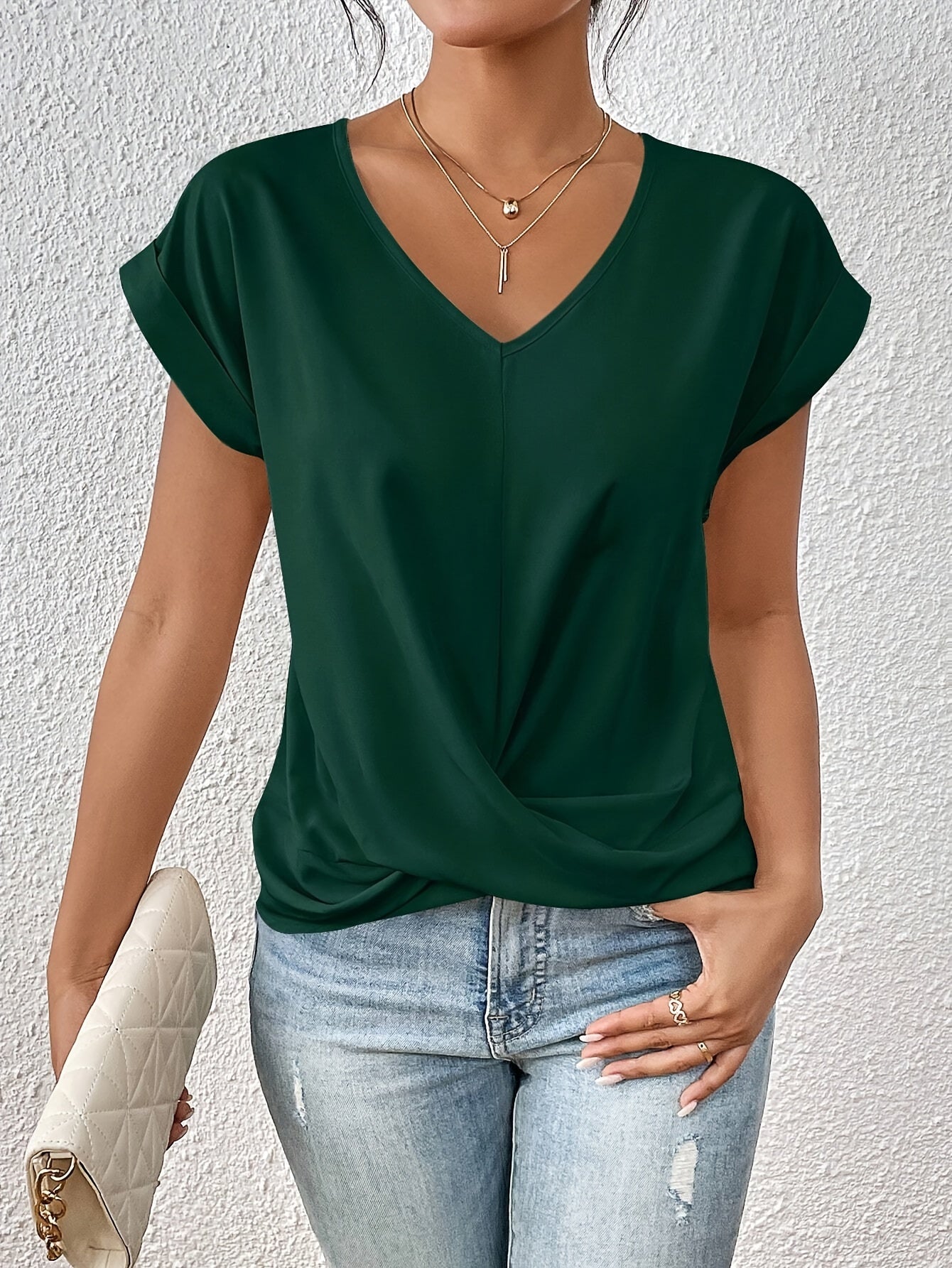 Casual T-shirt with heart neckline