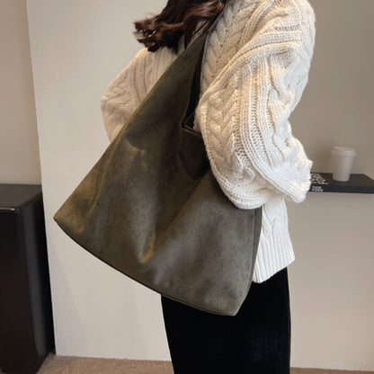 Chéa - The suede bag