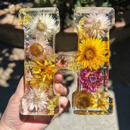 ResinBloom flower resin night light