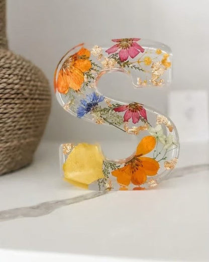 ResinBloom flower resin night light