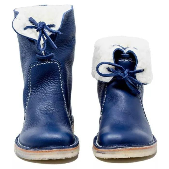 Waterproof calfskin boots with wool lining