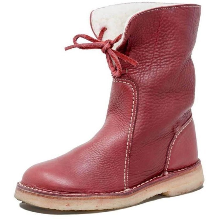 Waterproof calfskin boots with wool lining