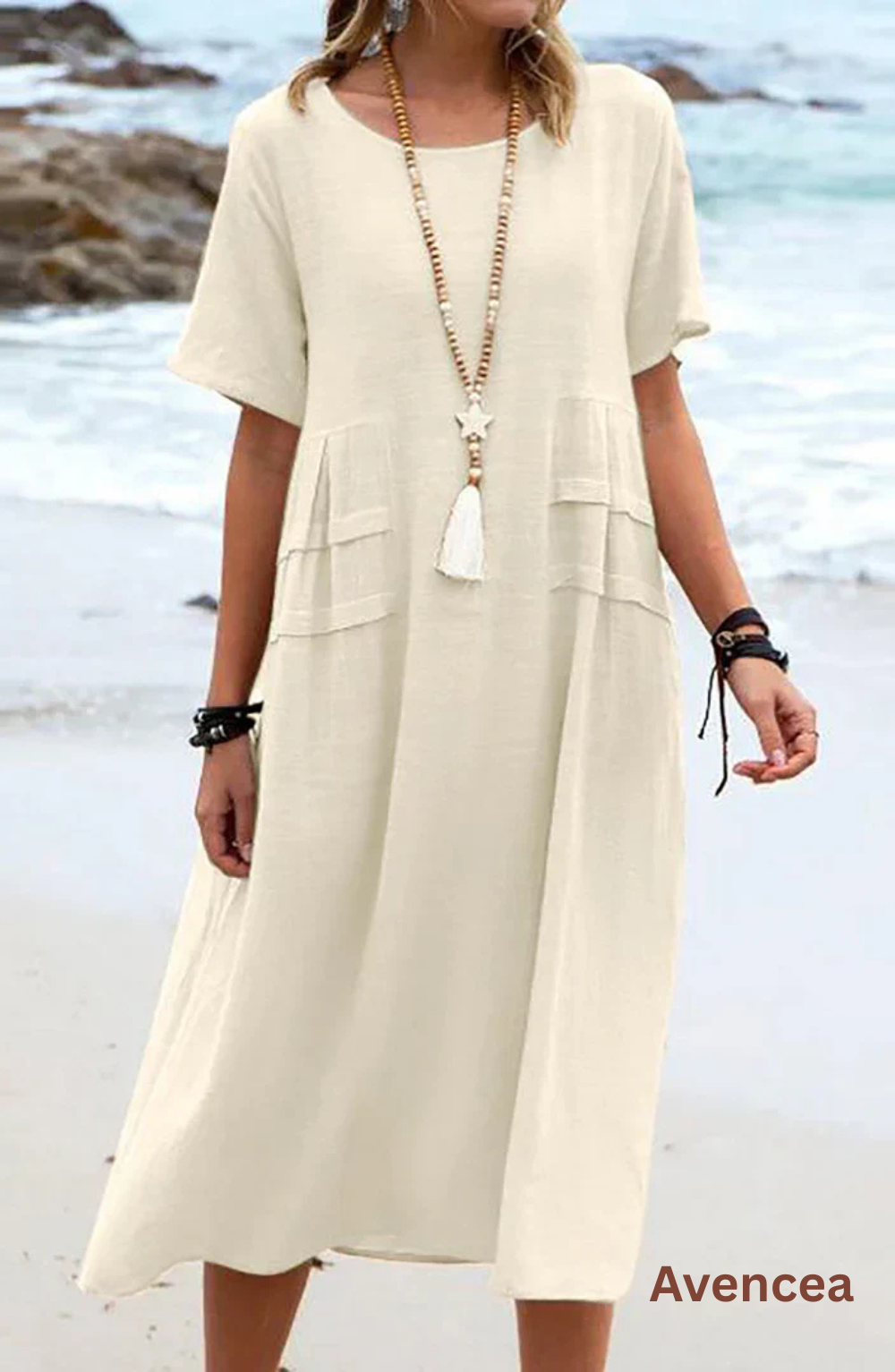 Women's casual dress with short sleeves and round neck