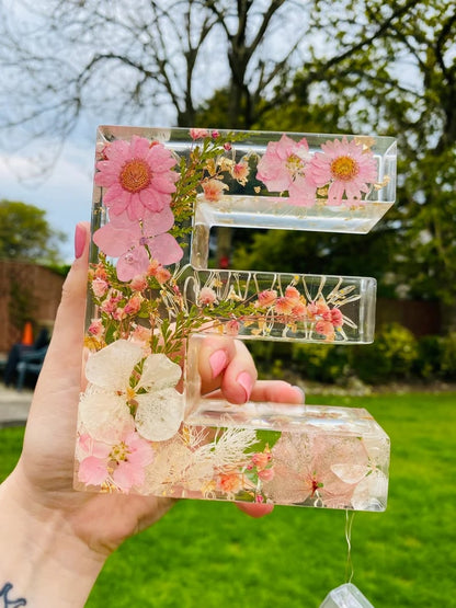 ResinBloom flower resin night light